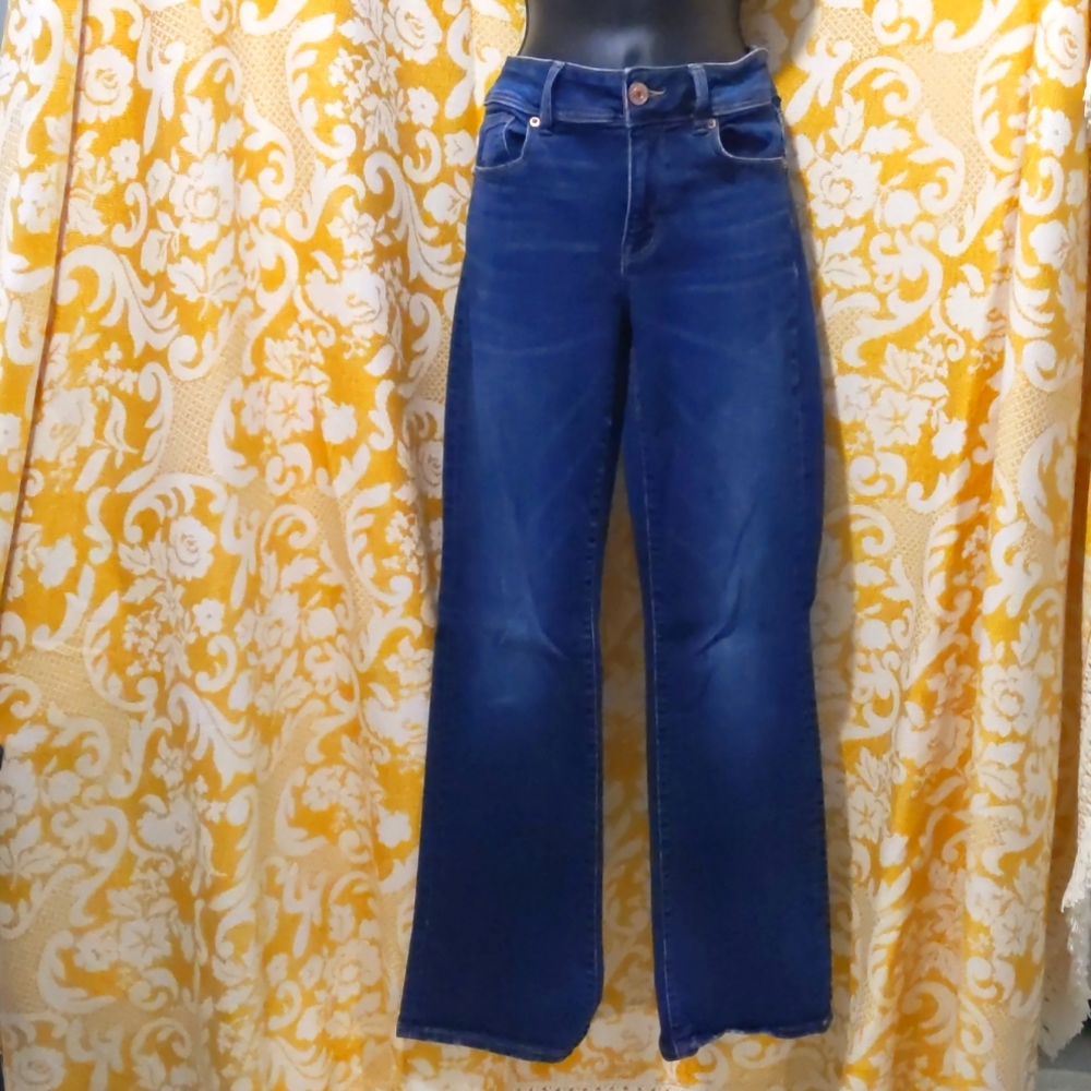 American Eagle Boot Kick Jeans size 8